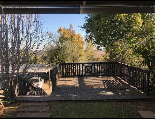 2 BEDROOM TOWNHOUSE FOR SALE IN STERREWAG